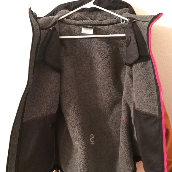 LOKI Women’s Mountain Jacket with Face Mask- Small - Picture 6 of 10